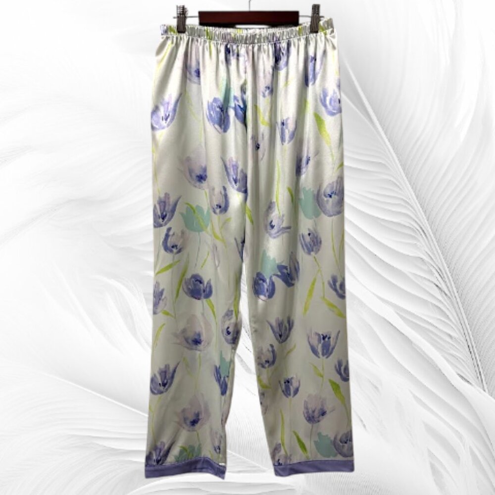 Women’s Satin Pajama Set L – Floral Print Button Top & Pants (Light Purple/Blue) - Picture 3 of 9